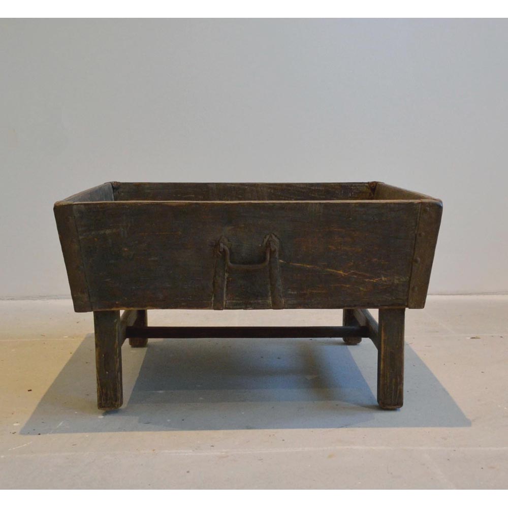 Tisch Beistelltisch untypisch Couchtisch aus speziell Design massiv Holz