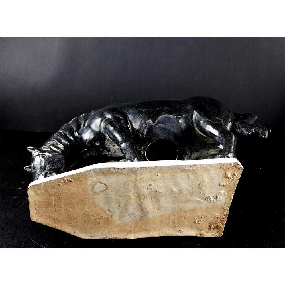 Tang Pferd Statue aus Terrakotta schwarz 33 cm lang handgefertigt