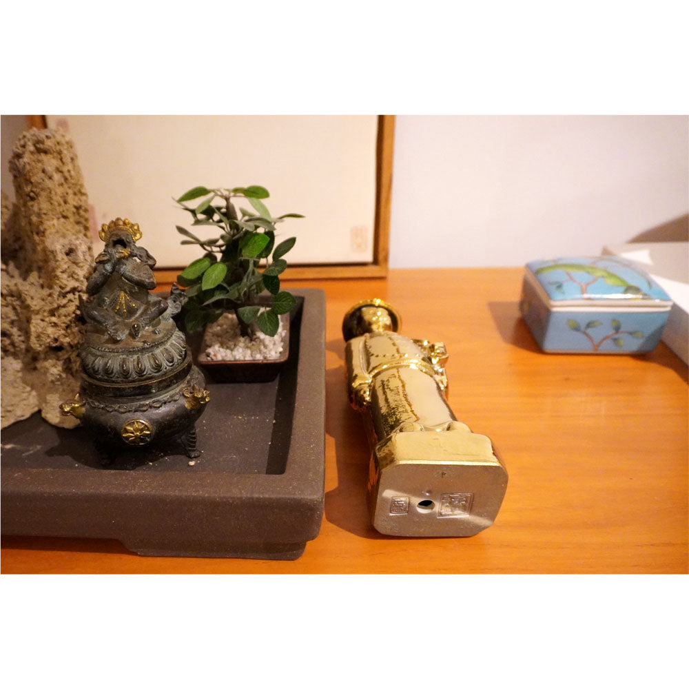 chinesisch Kaiser Statue aus Keramik Gold Farbe handgefertigt