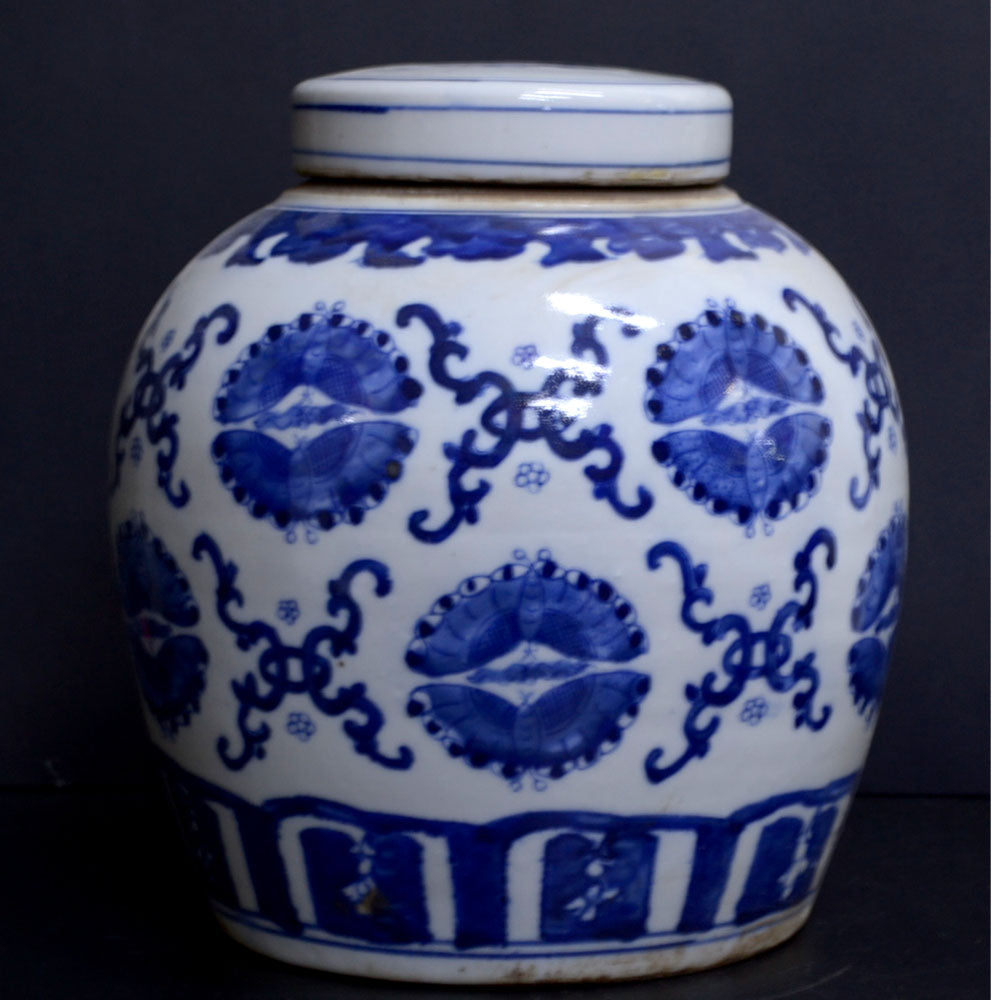 chinesische Deckel Vasen Porzellan bemalt mit Schmetterling Muster Ingwer Vase