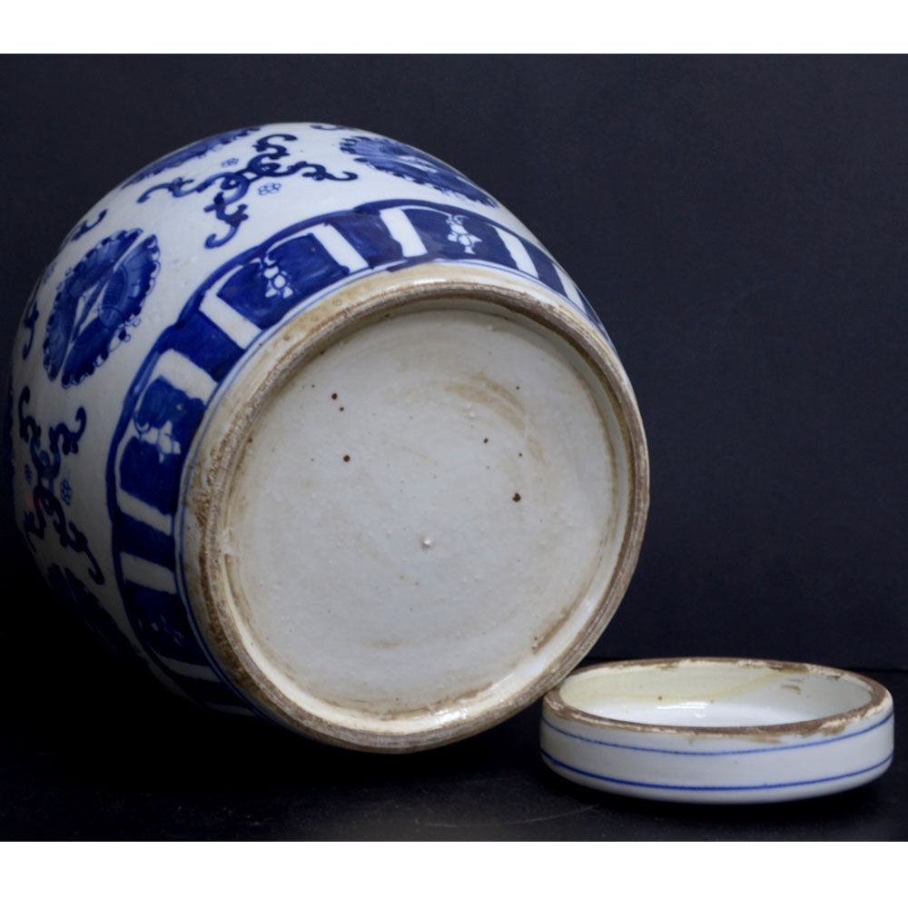 chinesische Deckel Vasen Porzellan bemalt mit Schmetterling Muster Ingwer Vase
